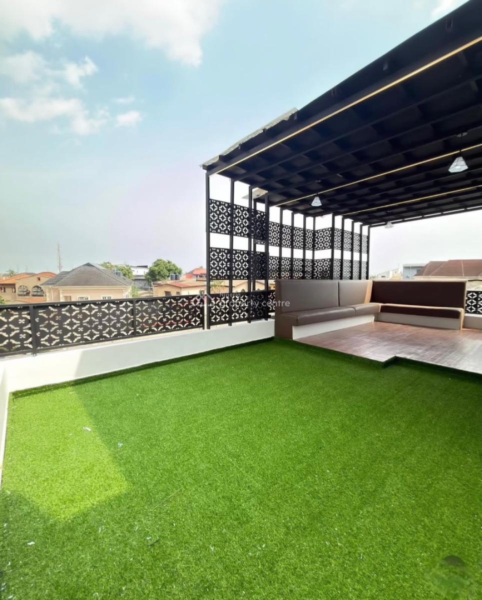 5 Bedroom Spacious House with Bq, Omole, Omole Phase 1, Ikeja, Lagos, Detached Duplex for Sale