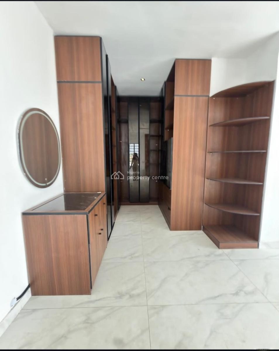 5 Bedroom Spacious House with Bq, Omole, Omole Phase 1, Ikeja, Lagos, Detached Duplex for Sale