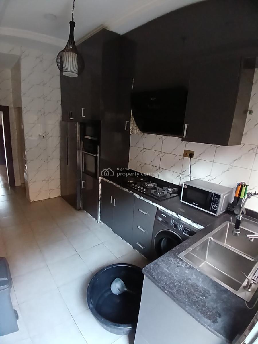 Fully Furnished 4 Bedroom Terrace Duplex with 1room Bq, Guzape District Abuja Diplomatic Zone, Guzape District, Abuja, Terraced Duplex for Rent