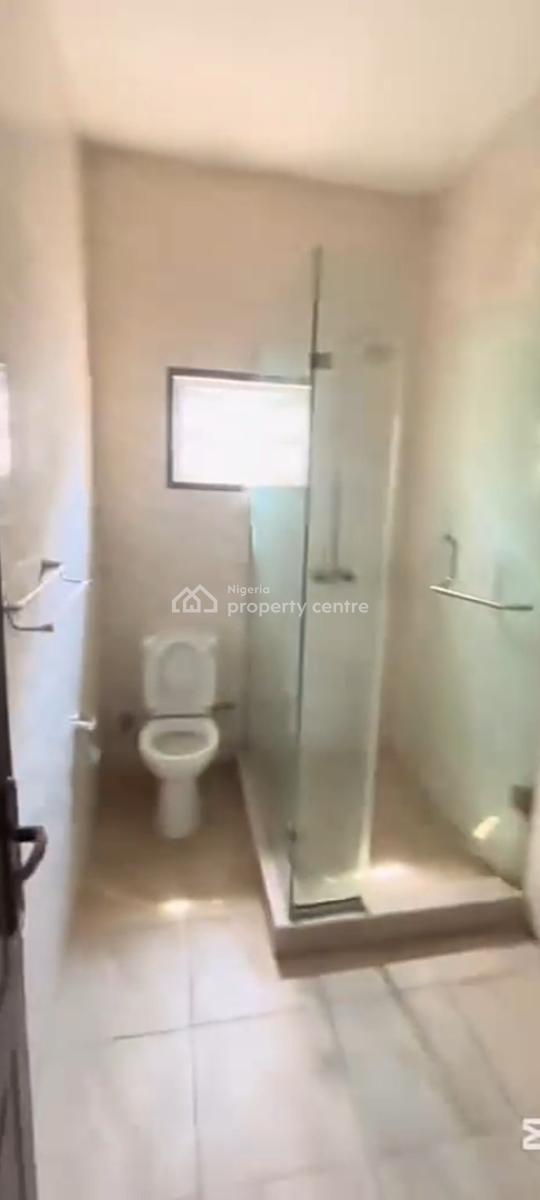Spacious 2bedroom Apartment, Orchid Road Lekki, Lekki, Lagos, Flat / Apartment for Rent