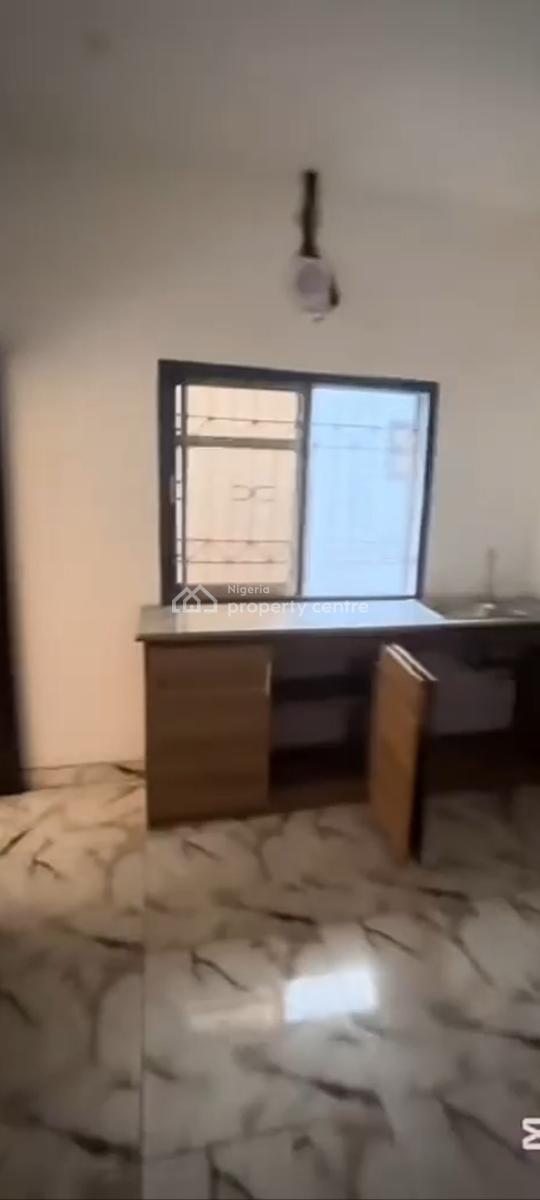 Spacious 2bedroom Apartment, Orchid Road Lekki, Lekki, Lagos, Flat / Apartment for Rent