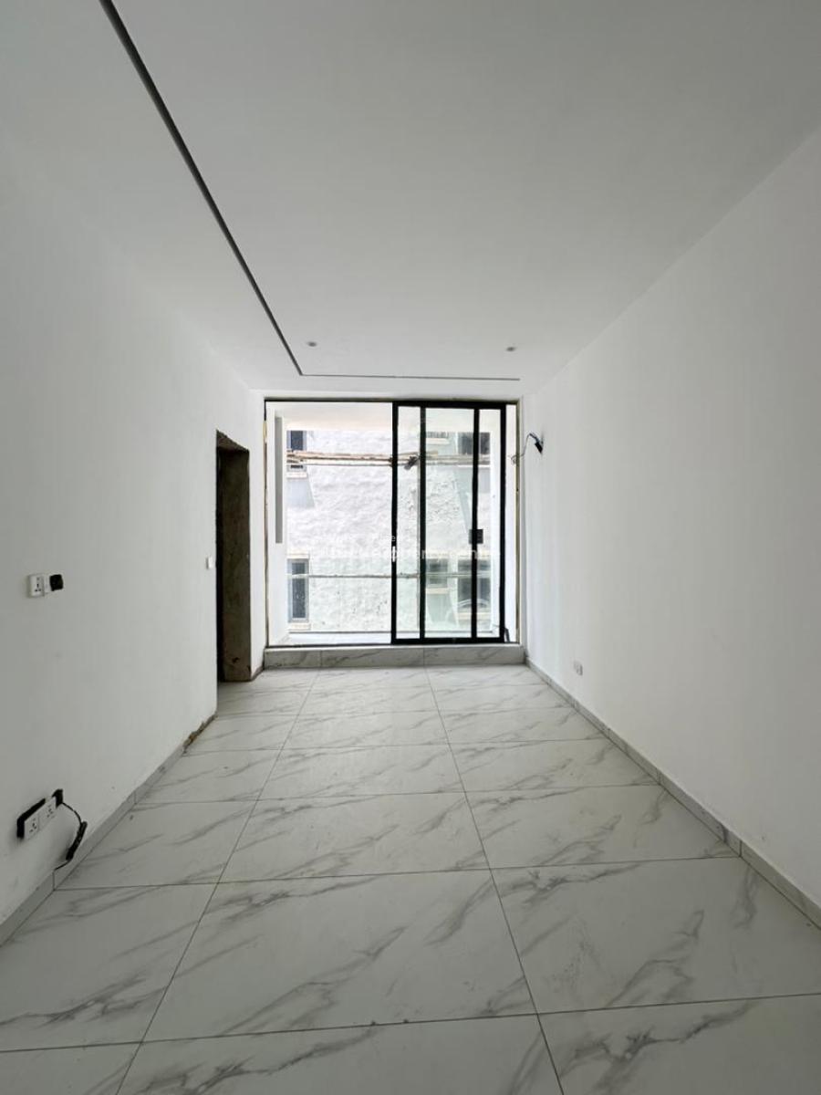 Aesthetically Pleasing 2 Bedroom Apartment with a Pool, Gym & Elevator, Lekki Phase 1, Lekki, Lagos, Flat / Apartment for Sale