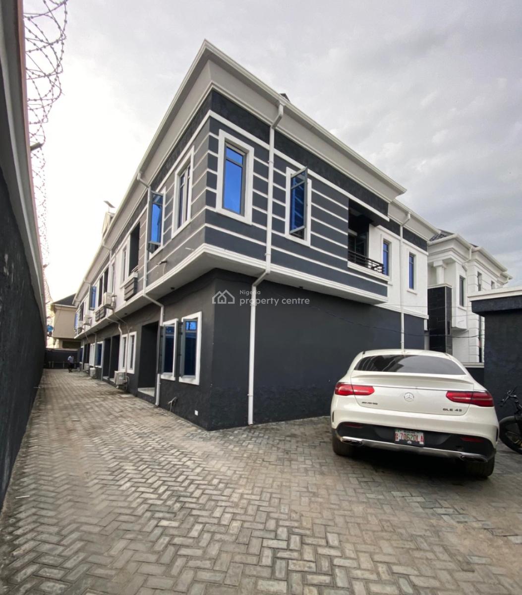 Super Luxury and Beautiful Plus a B Q, Lekki Scheme 2, Ajah, Lagos, Terraced Duplex for Rent