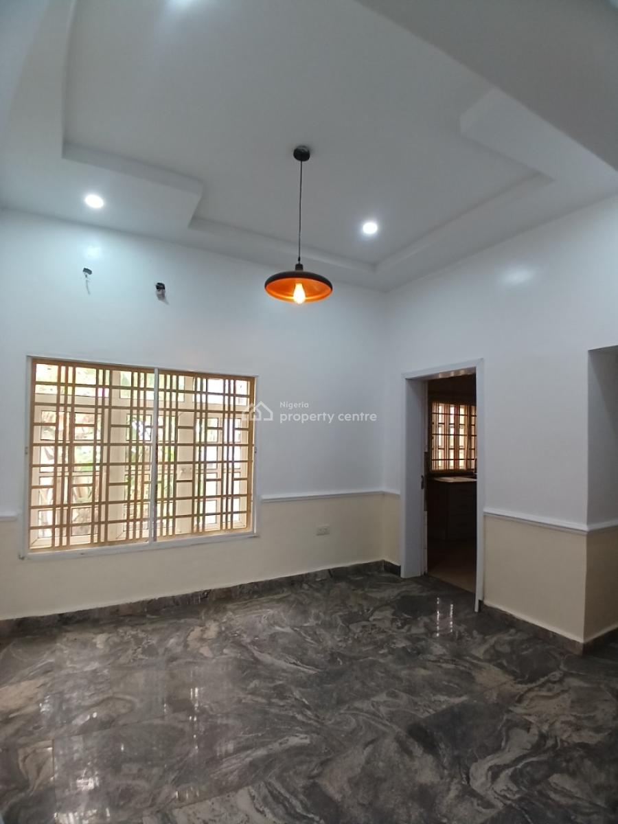 5 Bedroom Detached Duplex with 1 Unit of 1 Bedroom Flat with 2 Units O, Guzape Abuja Diplomatic Zone, Guzape District, Abuja, Detached Duplex for Sale