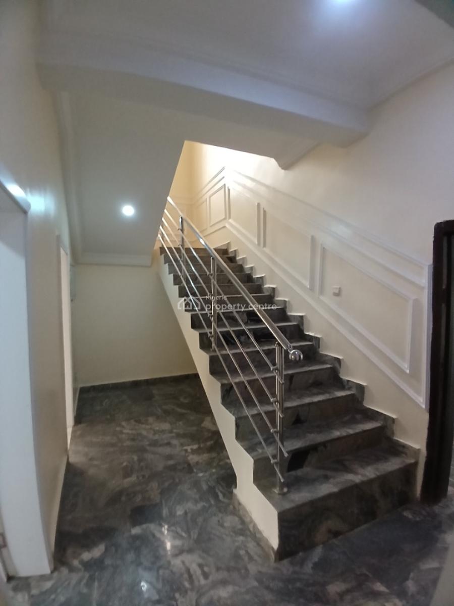 5 Bedroom Detached Duplex with 1 Unit of 1 Bedroom Flat with 2 Units O, Guzape Abuja Diplomatic Zone, Guzape District, Abuja, Detached Duplex for Sale