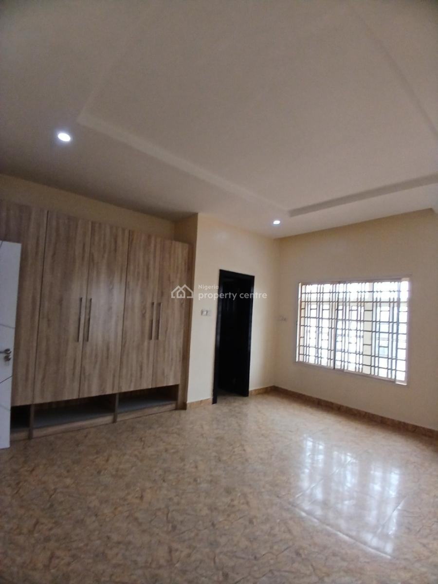 5 Bedroom Detached Duplex with 1 Unit of 1 Bedroom Flat with 2 Units O, Guzape Abuja Diplomatic Zone, Guzape District, Abuja, Detached Duplex for Sale