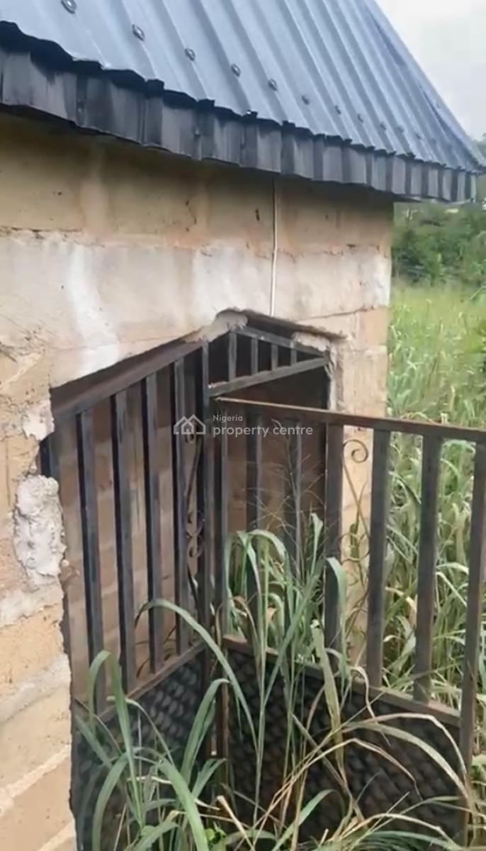 Fully Fenced  (200x100) Landed Property with Security House, Ayen Community, Located Along Egba Road in Uhunmwonde Local Government, Uhunmwonde, Edo, Mixed-use Land for Sale