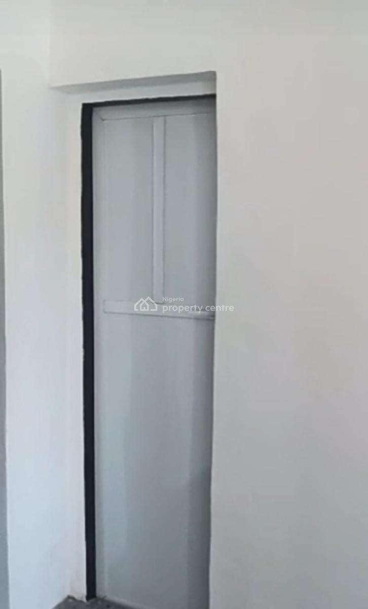 Well Maintained Mini Flat at Aptech Estate{ Video}, Aptech Estate, Sangotedo, Ajah, Lagos, Mini Flat (room and Parlour) for Rent