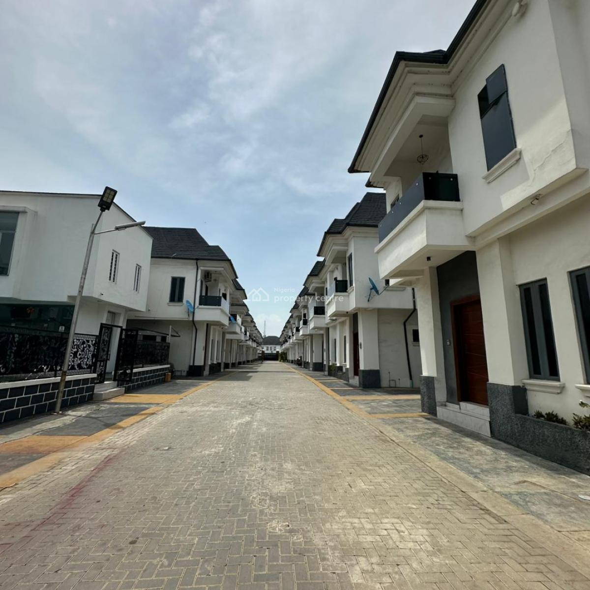 Lovely 4 Bedroom Serviced Semi Detached Duplex with Bq, Pool, Gym, Chevron Toll Gate, Orchid Road, Before The Roundabout, Lekki, Lagos, Semi-detached Duplex for Sale