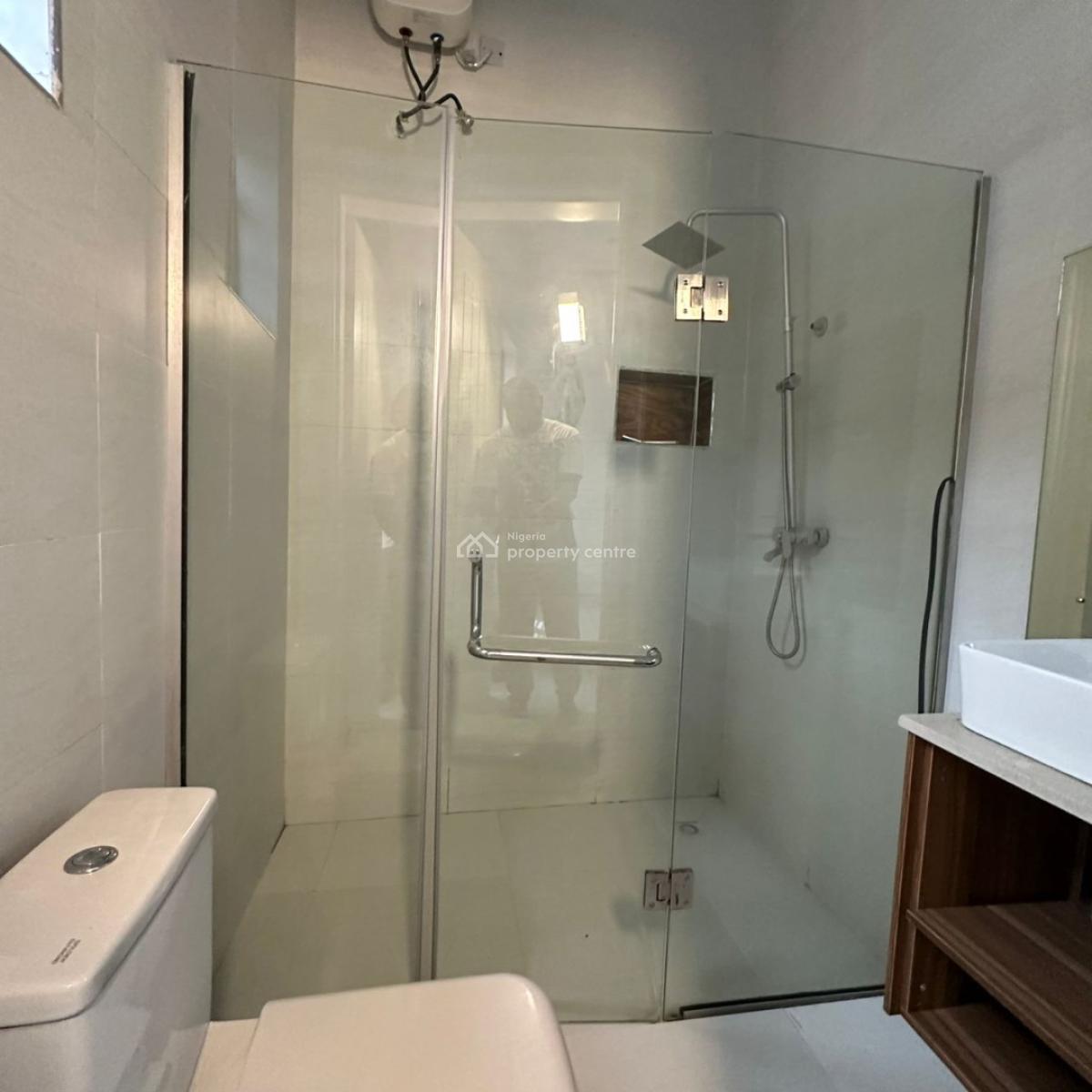 Nicely Built Self Compound 4 Bedroom Semi Detached Duplex with Bq, Chevron Toll Gate, Orchid Road, Before The Roundabout, Lekki, Lagos, Semi-detached Duplex for Sale