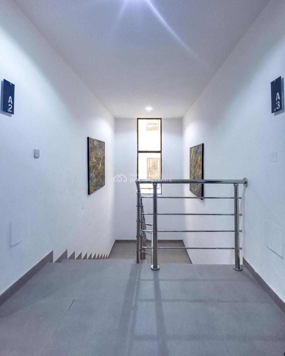 Fully Serviced 2 Bedroom Apartment W/ Pool, Elevator, Central Gas, Gym, Lekki Phase 1, Lekki, Lagos, Flat / Apartment for Sale