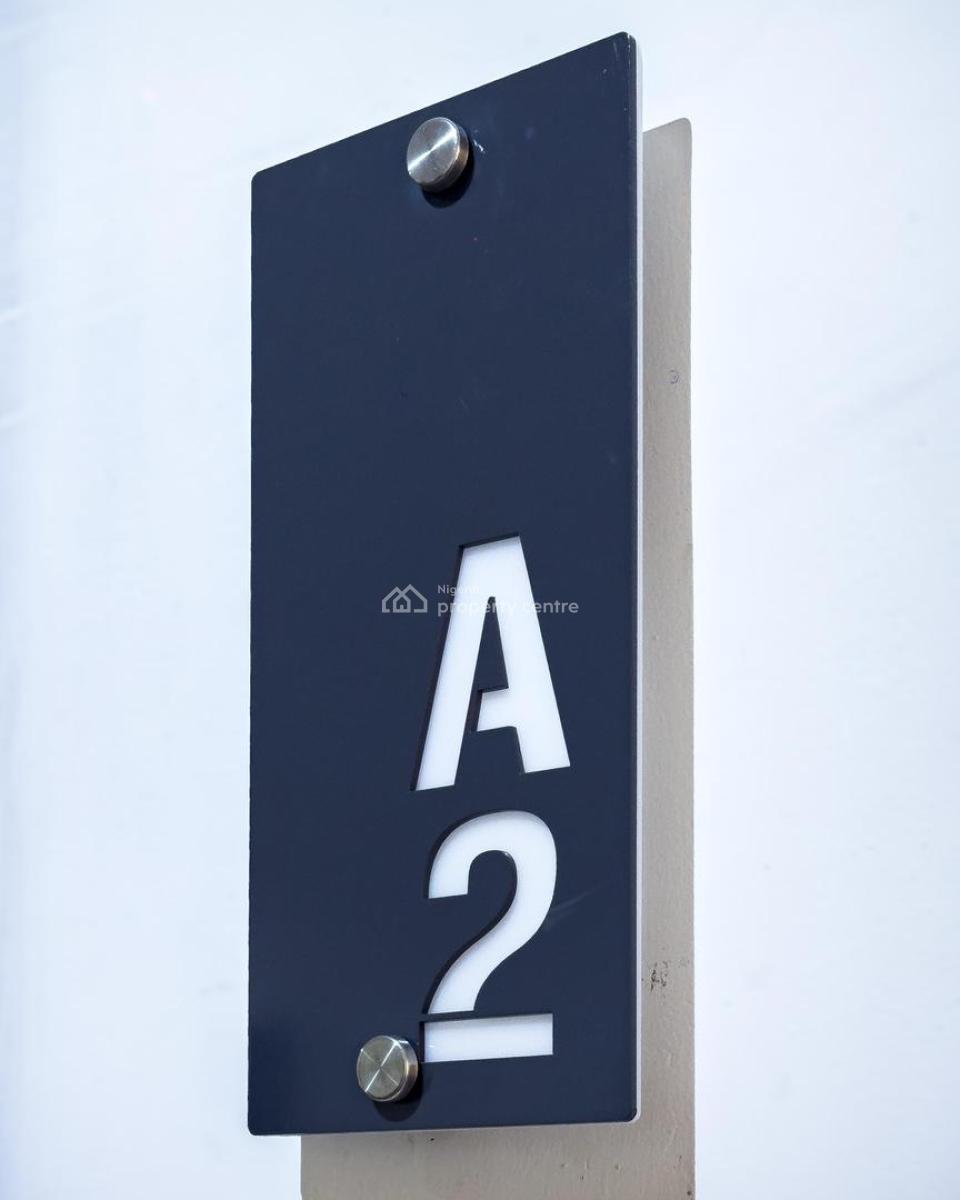 Fully Serviced 2 Bedroom Apartment W/ Pool, Elevator, Central Gas, Gym, Lekki Phase 1, Lekki, Lagos, Flat / Apartment for Sale