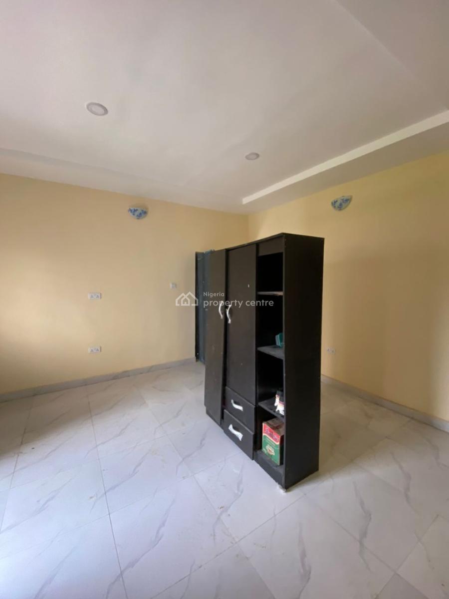 Freshly Renovated 1 Bedroom Luxury Apartment, Badore Road, Ajah, Lagos, Mini Flat (room and Parlour) for Rent