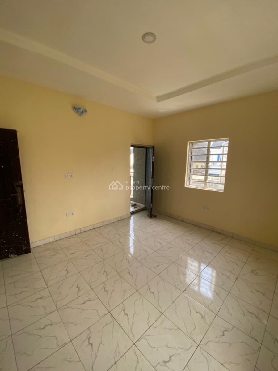 Freshly Renovated 1 Bedroom Luxury Apartment, Badore Road, Ajah, Lagos, Mini Flat (room and Parlour) for Rent