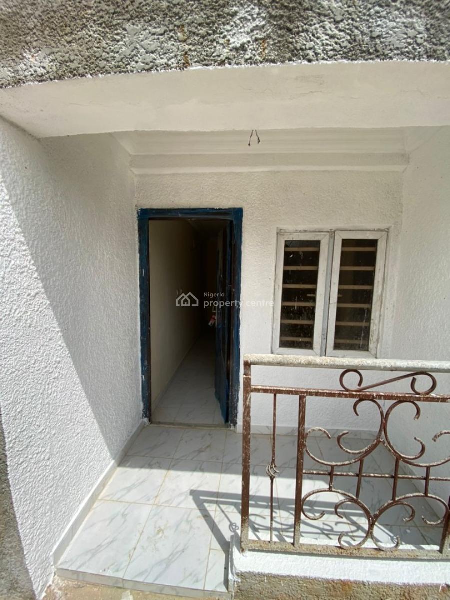 Freshly Renovated 1 Bedroom Luxury Apartment, Badore Road, Ajah, Lagos, Mini Flat (room and Parlour) for Rent