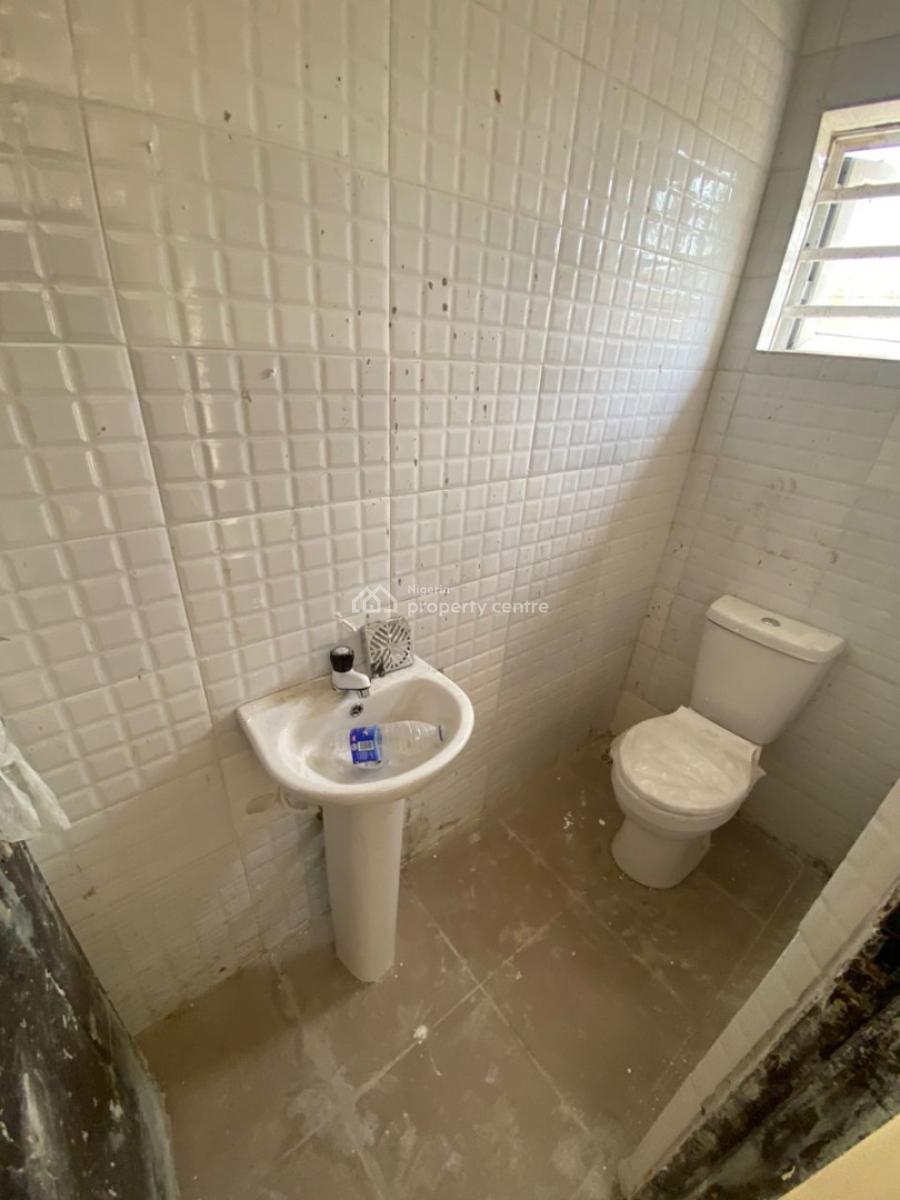 Freshly Renovated 1 Bedroom Luxury Apartment, Badore Road, Ajah, Lagos, Mini Flat (room and Parlour) for Rent