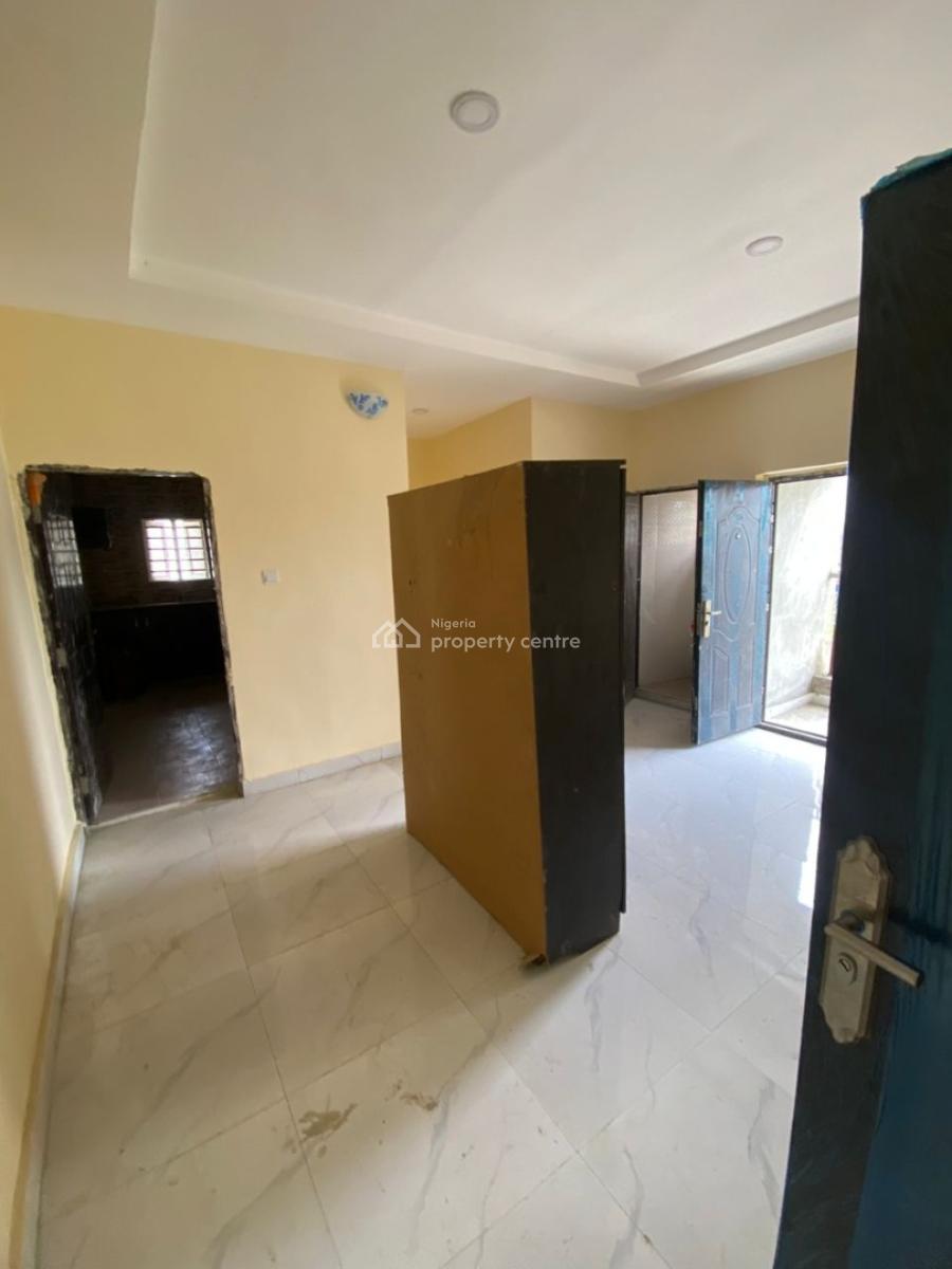 Freshly Renovated 1 Bedroom Luxury Apartment, Badore Road, Ajah, Lagos, Mini Flat (room and Parlour) for Rent