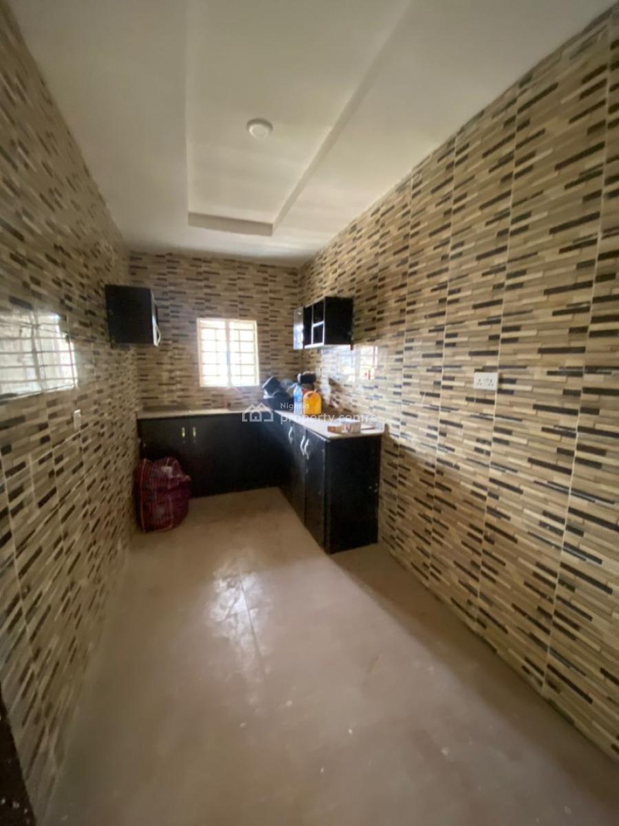 Freshly Renovated 1 Bedroom Luxury Apartment, Badore Road, Ajah, Lagos, Mini Flat (room and Parlour) for Rent