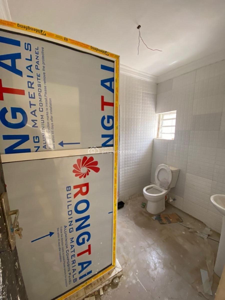 Freshly Renovated 1 Bedroom Luxury Apartment, Badore Road, Ajah, Lagos, Mini Flat (room and Parlour) for Rent