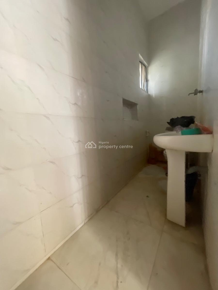 a Well Maintained Upstairs 1 Bedroom Apartment, Sangotedo, Lekki, Lagos, Mini Flat (room and Parlour) for Rent