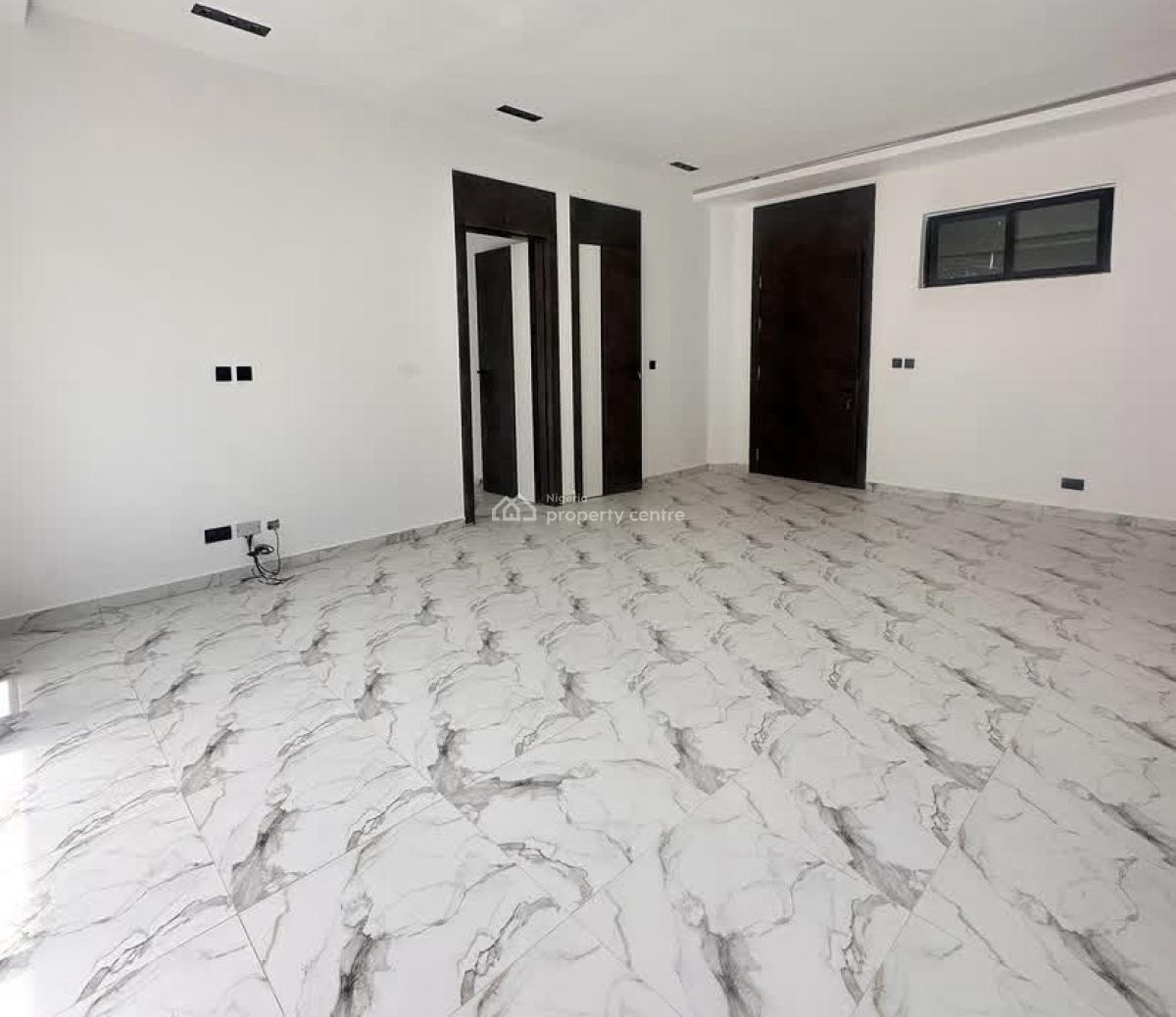 Spacious 2 Bedroom Fully Serviced with Elevator, Orchid Road, Lekki, Lagos, Flat / Apartment for Rent