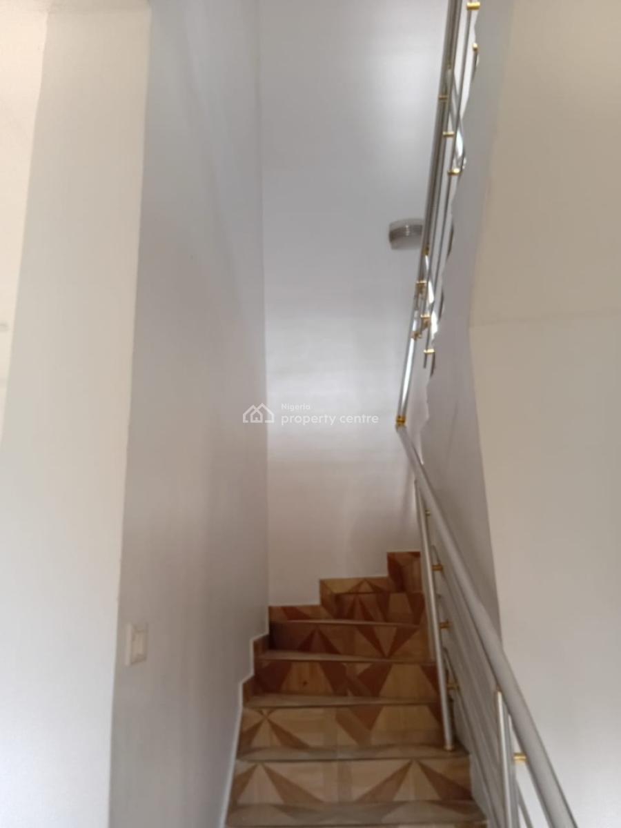 Beautiful Massive 4 Bedrooms Semi Detached Duplex, Ologolo, Lekki, Lagos, Semi-detached Duplex for Rent