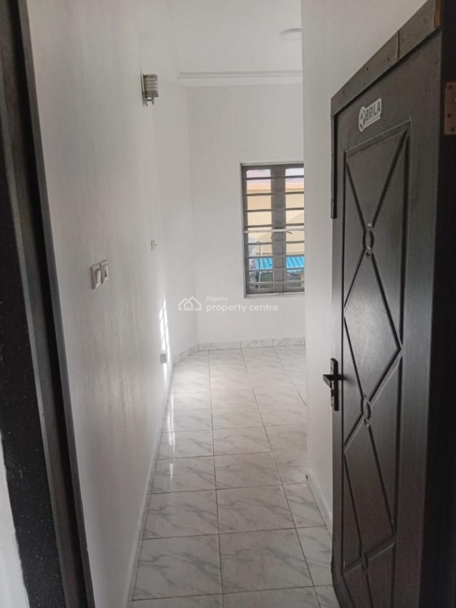 Beautiful Massive 4 Bedrooms Semi Detached Duplex, Ologolo, Lekki, Lagos, Semi-detached Duplex for Rent