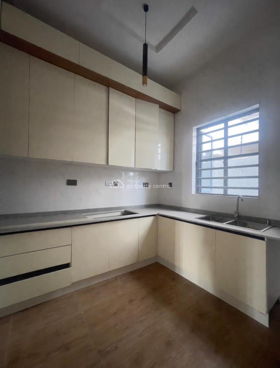 The Smart 4 Bedrooms Semi Detached Duplex, Ologolo, Lekki, Lagos, Semi-detached Duplex for Sale