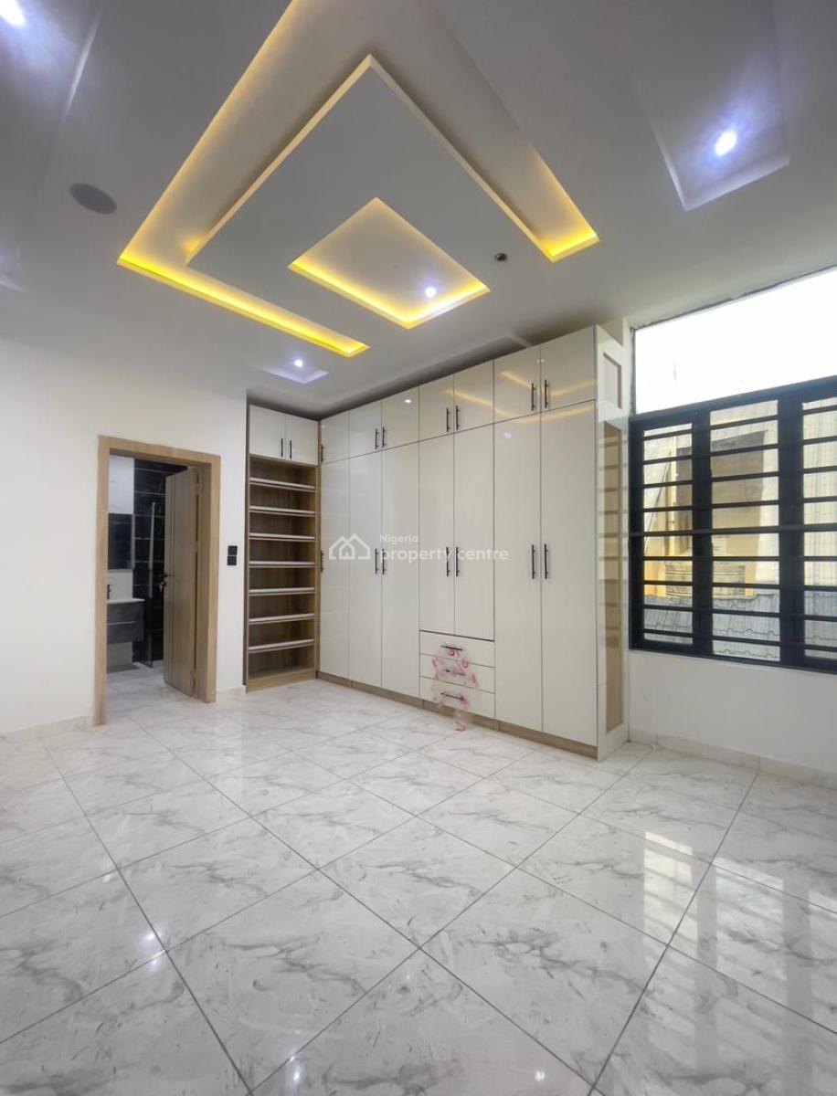 Standard 4 Bedrooms Terraced Duplex, Ologolo, Lekki, Lagos, Terraced Duplex for Sale