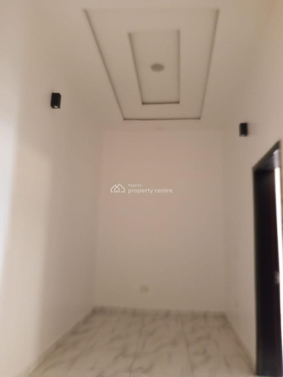 Room Boys Quarter, Marwa, Lekki Phase 1, Lekki, Lagos, Flat / Apartment for Rent