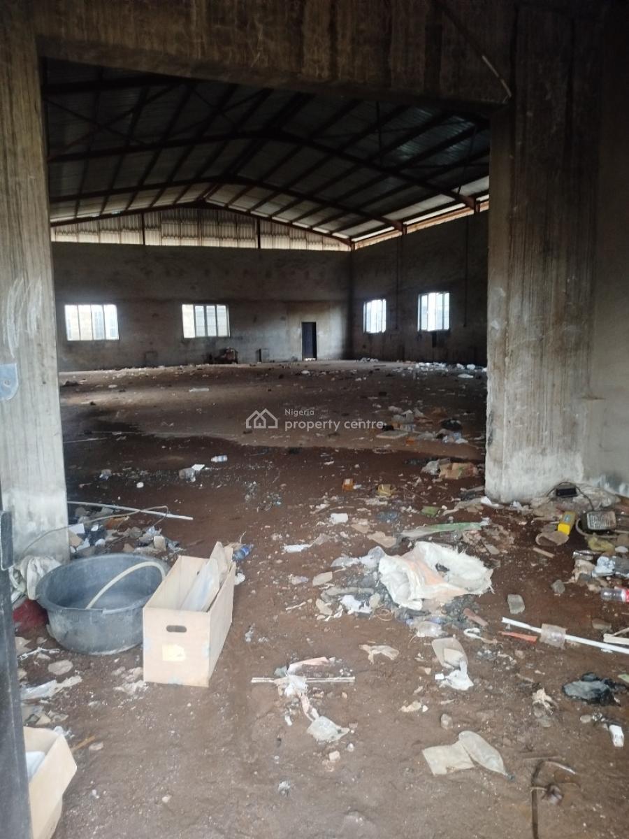 Industrial Warehouse, Nobex Bus Stop, Ikotun-idimu Road, Ikotun, Lagos, Warehouse for Rent