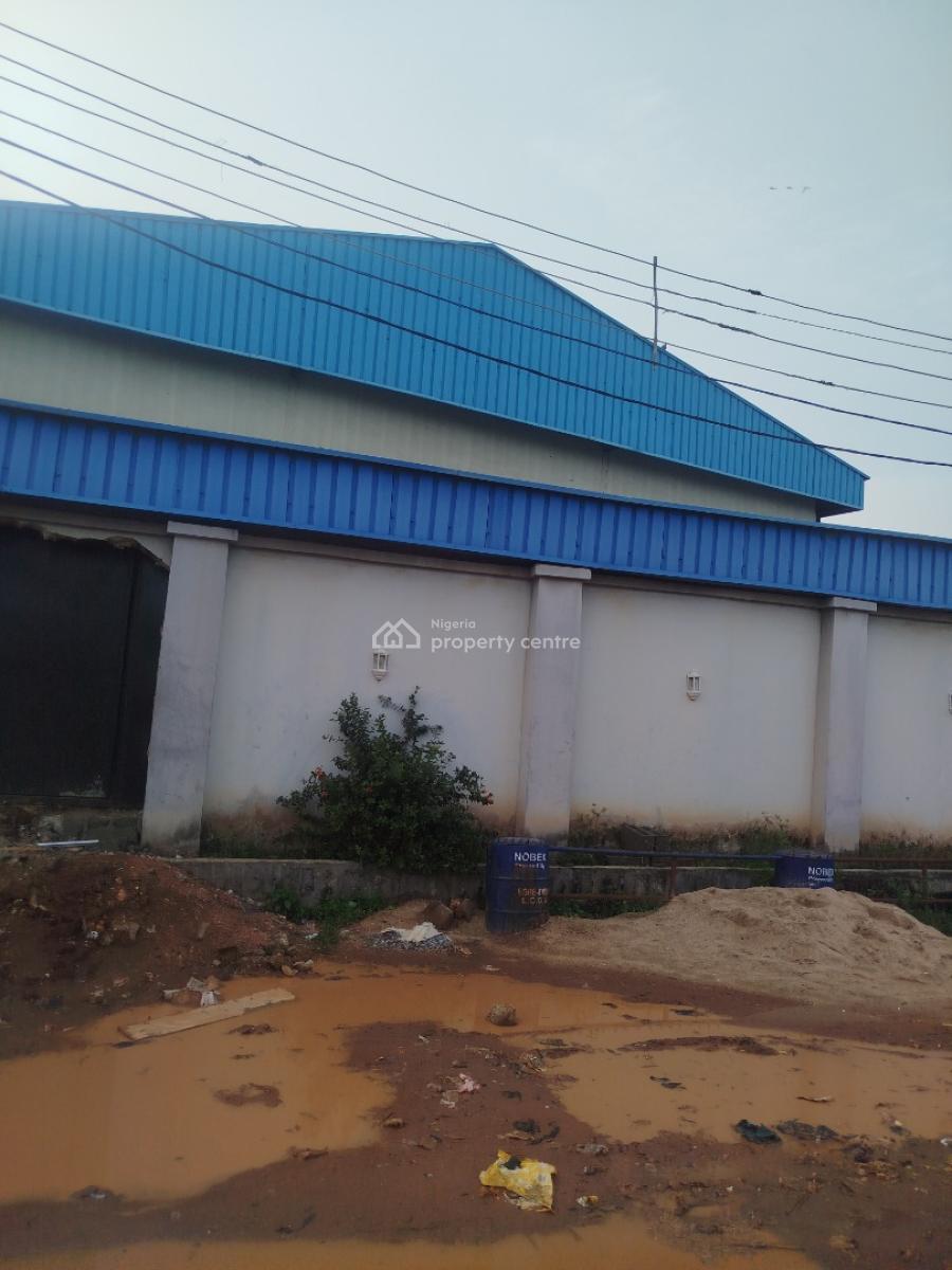 Industrial Warehouse, Nobex Bus Stop, Ikotun-idimu Road, Ikotun, Lagos, Warehouse for Rent