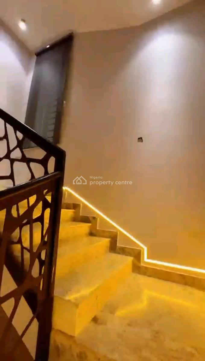 5 Bedroom Fully Detached Duplex in an Estate of 6 in Guzape, Guzape District, Abuja, Detached Duplex for Sale