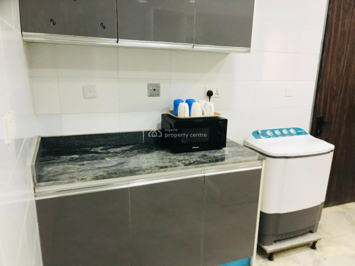 Fully Furnished 2 Bedrooms Apartment, Jahi, Abuja, House for Rent