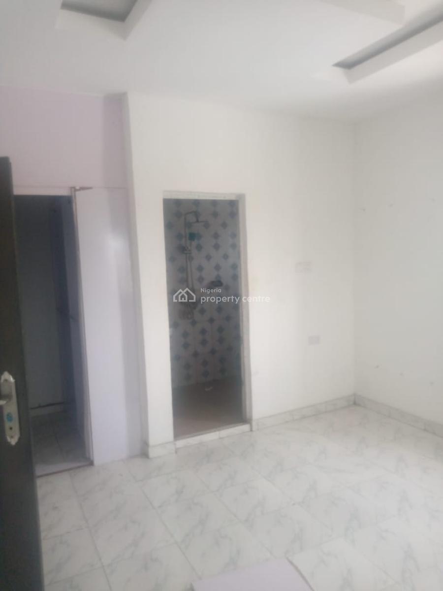 Lovely and Well Maintained 2 Bedroom Apartment Upstairs, Onishon Phase 2, Lakowe, Ibeju Lekki, Lagos, Flat / Apartment for Rent