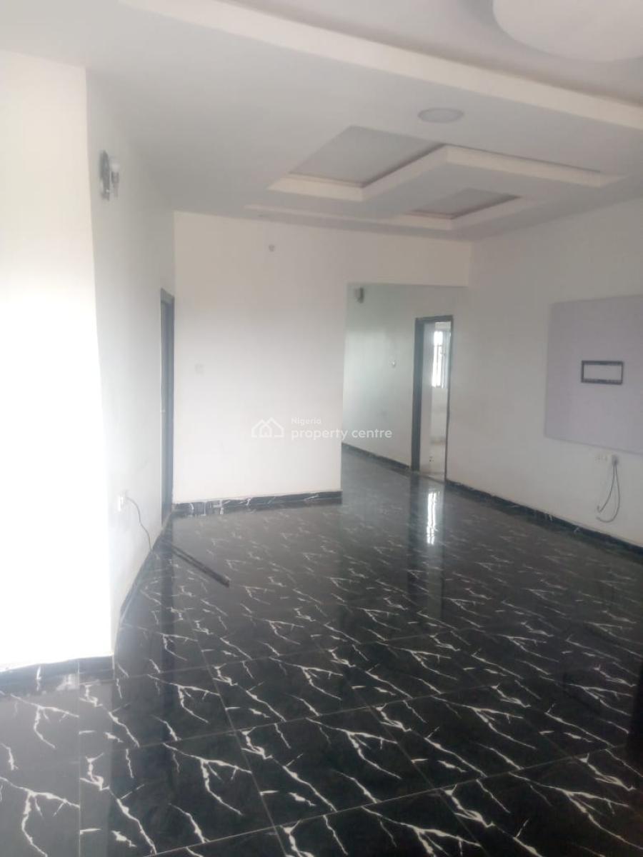 Lovely and Well Maintained 2 Bedroom Apartment Upstairs, Onishon Phase 2, Lakowe, Ibeju Lekki, Lagos, Flat / Apartment for Rent