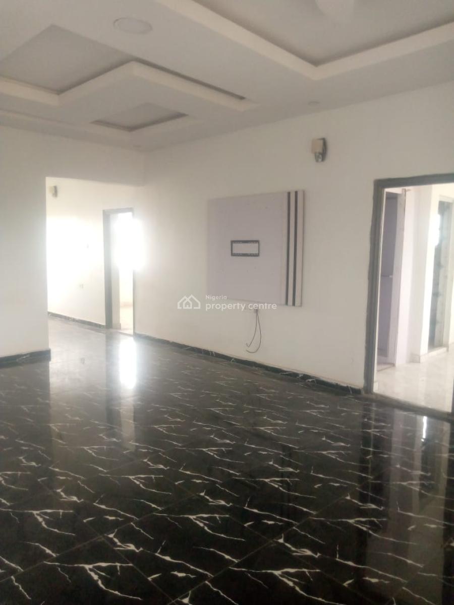 Lovely and Well Maintained 2 Bedroom Apartment Upstairs, Onishon Phase 2, Lakowe, Ibeju Lekki, Lagos, Flat / Apartment for Rent