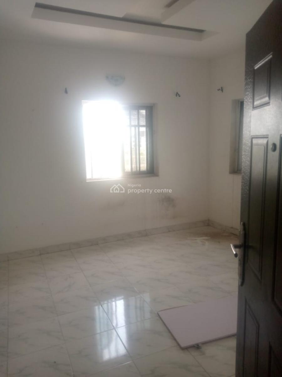 Lovely and Well Maintained 2 Bedroom Apartment Upstairs, Onishon Phase 2, Lakowe, Ibeju Lekki, Lagos, Flat / Apartment for Rent