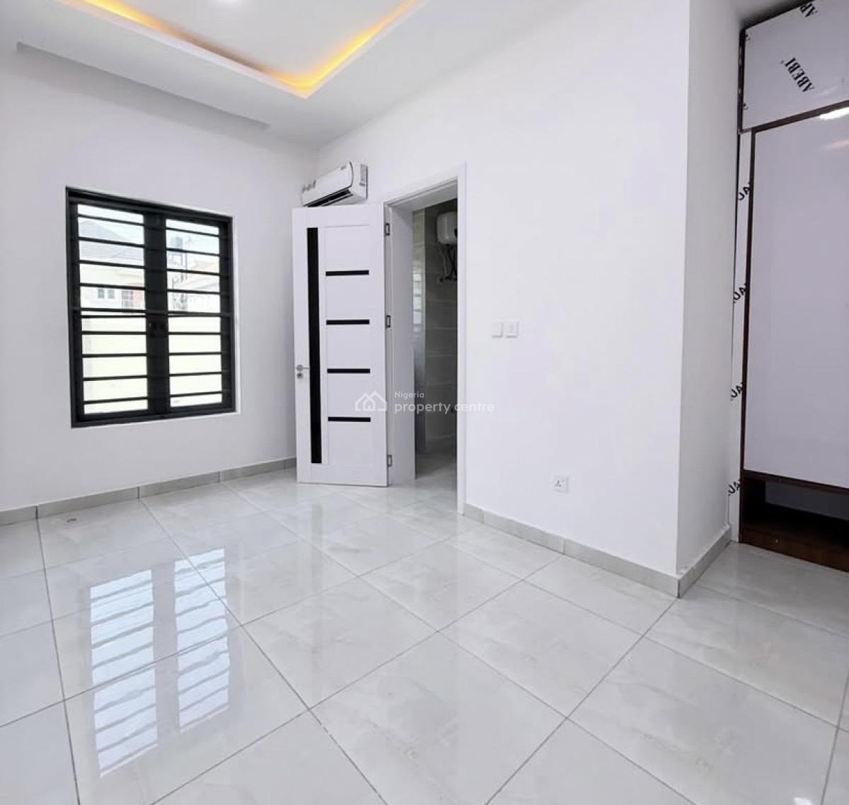 3 Bedroom Apartment with Bq, Lekki Phase 1, Lekki, Lagos, Flat / Apartment for Rent