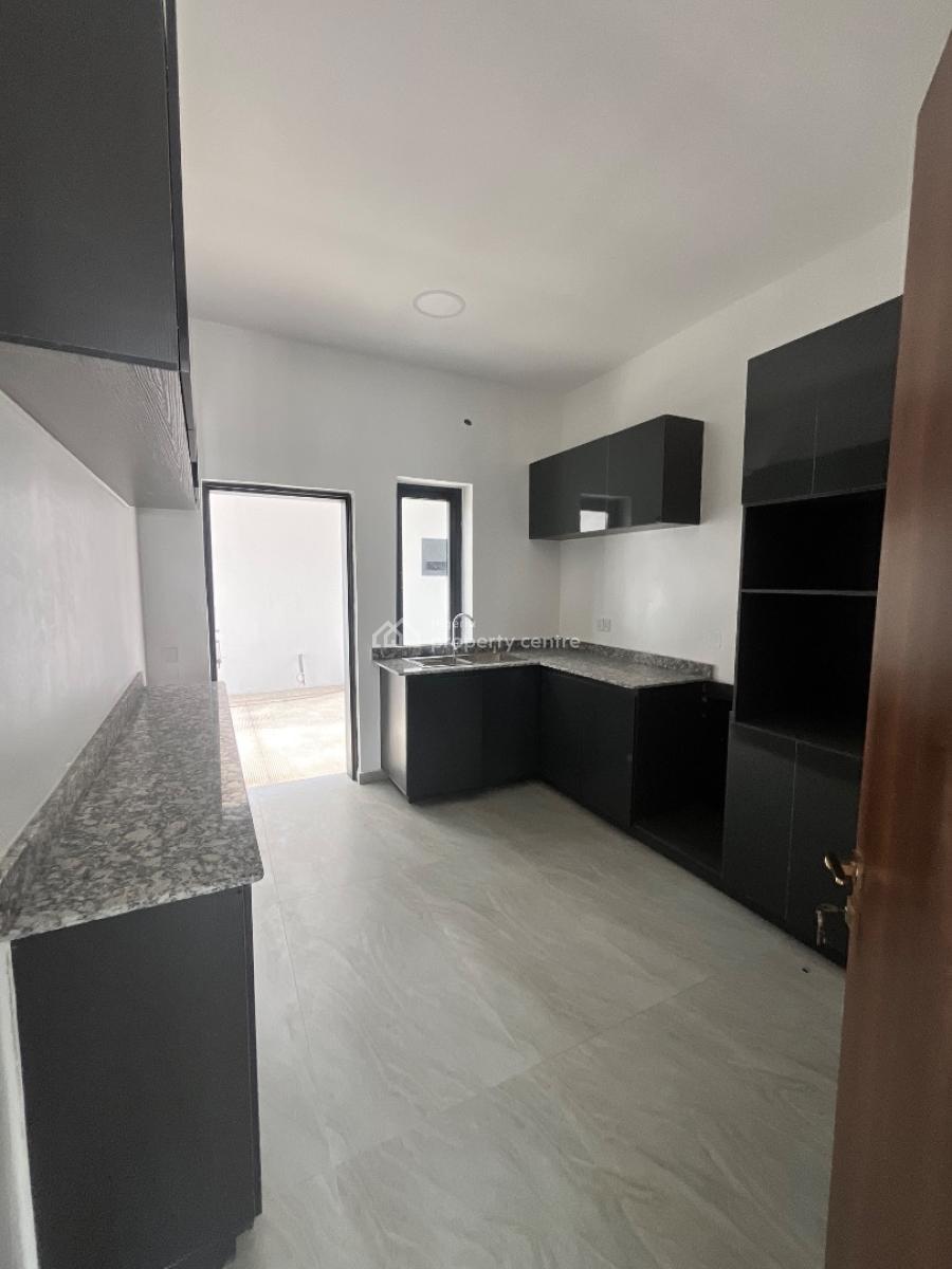 Newly  Built 4 Bedroom Semidetached House with Bq , Balconies Etc, Estate in Admilralty Road Lekki Phase1, Lekki Phase 1, Lekki, Lagos, Semi-detached Duplex for Sale