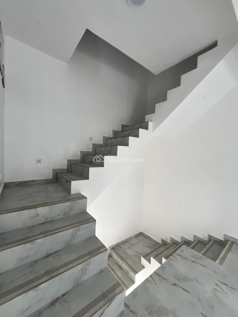 Newly  Built 4 Bedroom Semidetached House with Bq , Balconies Etc, Estate in Admilralty Road Lekki Phase1, Lekki Phase 1, Lekki, Lagos, Semi-detached Duplex for Sale