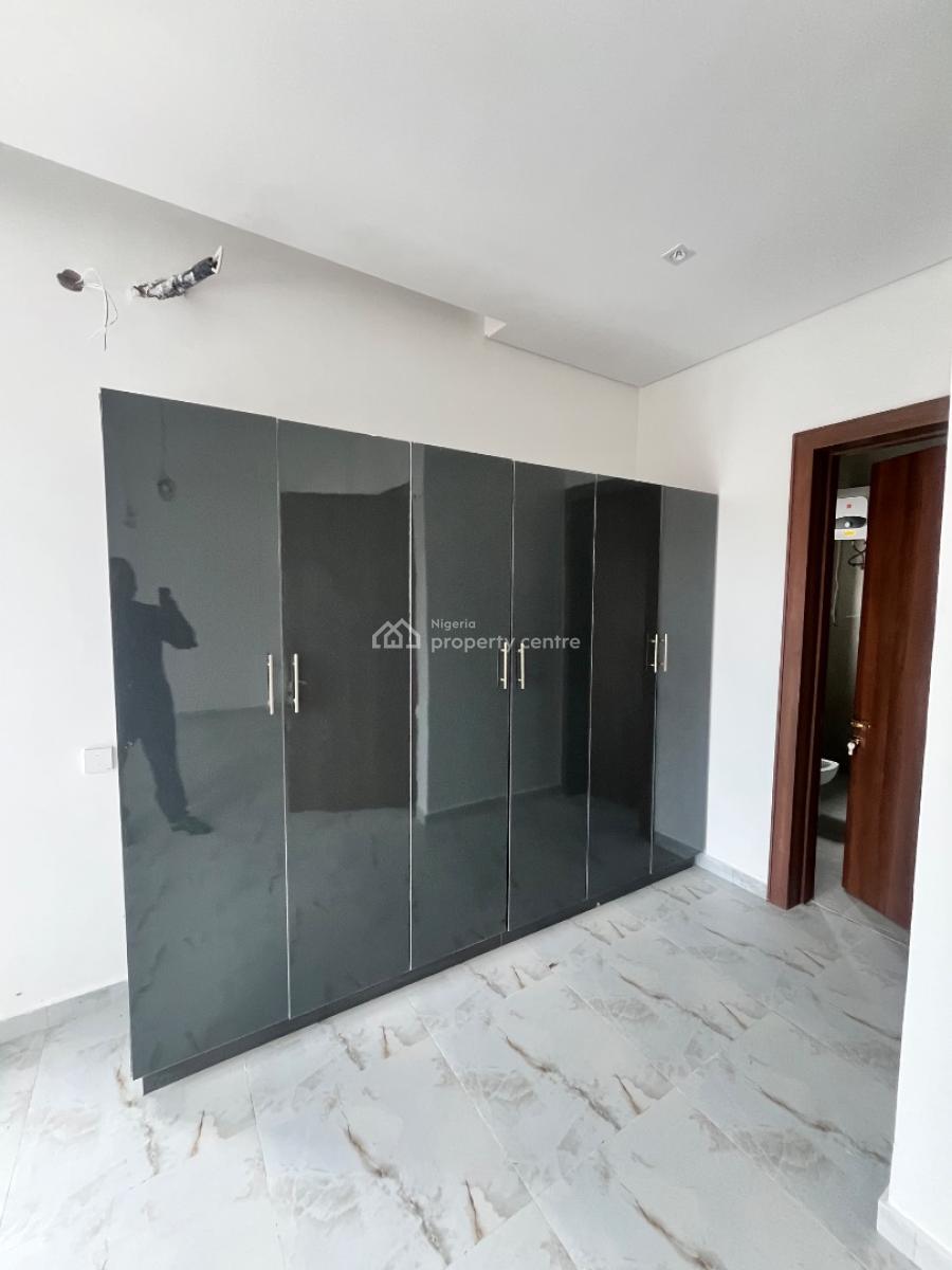 Newly  Built 4 Bedroom Semidetached House with Bq , Balconies Etc, Estate in Admilralty Road Lekki Phase1, Lekki Phase 1, Lekki, Lagos, Semi-detached Duplex for Sale