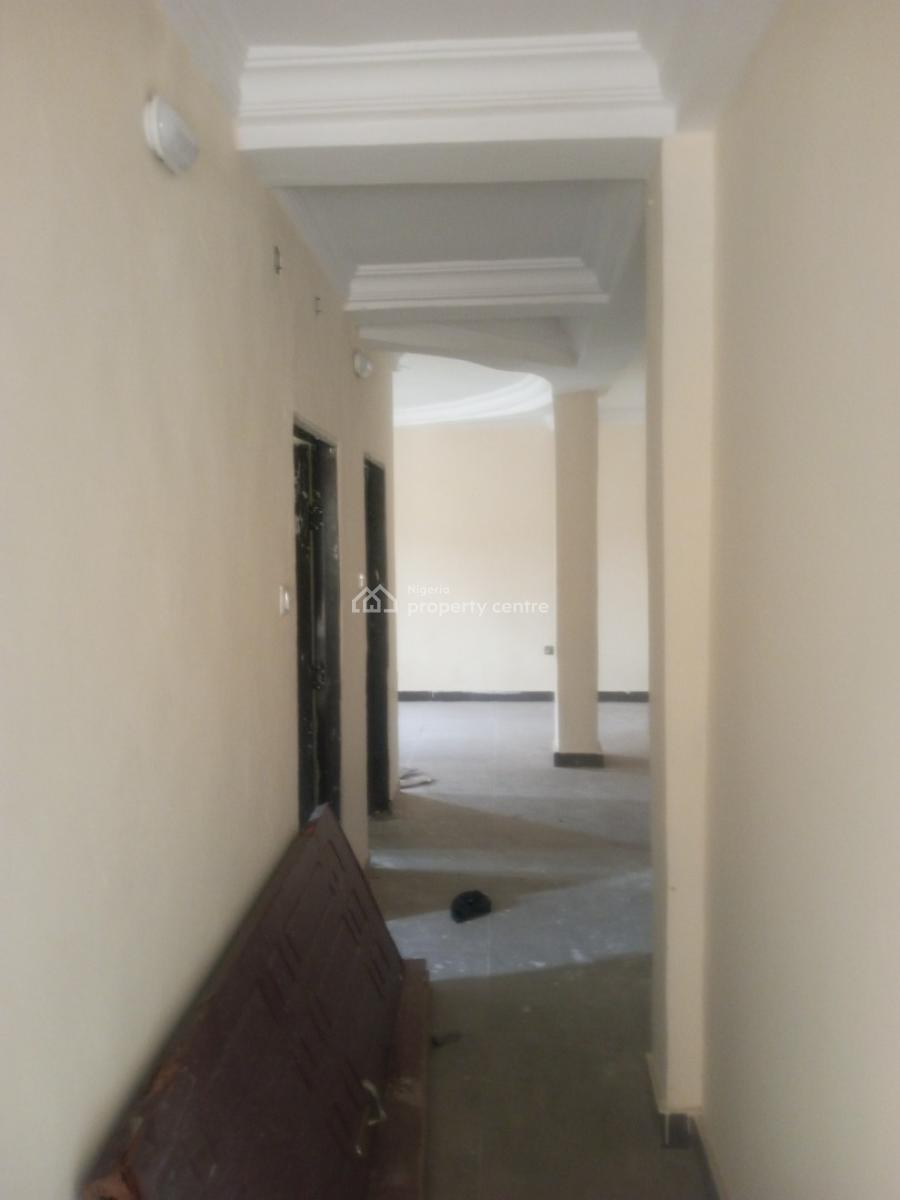 Well Maintained 2 Bedroom Flat Directly Facing The Road, Badore, Ajah, Lagos, Flat / Apartment for Rent