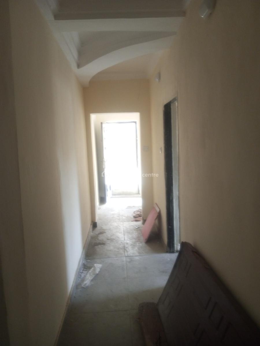 Well Maintained 2 Bedroom Flat Directly Facing The Road, Badore, Ajah, Lagos, Flat / Apartment for Rent