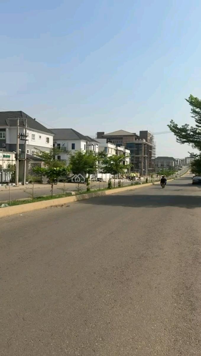 1000sqm of a Residential Land in Jahi, Tarred Road, Jahi, Abuja, Residential Land for Sale