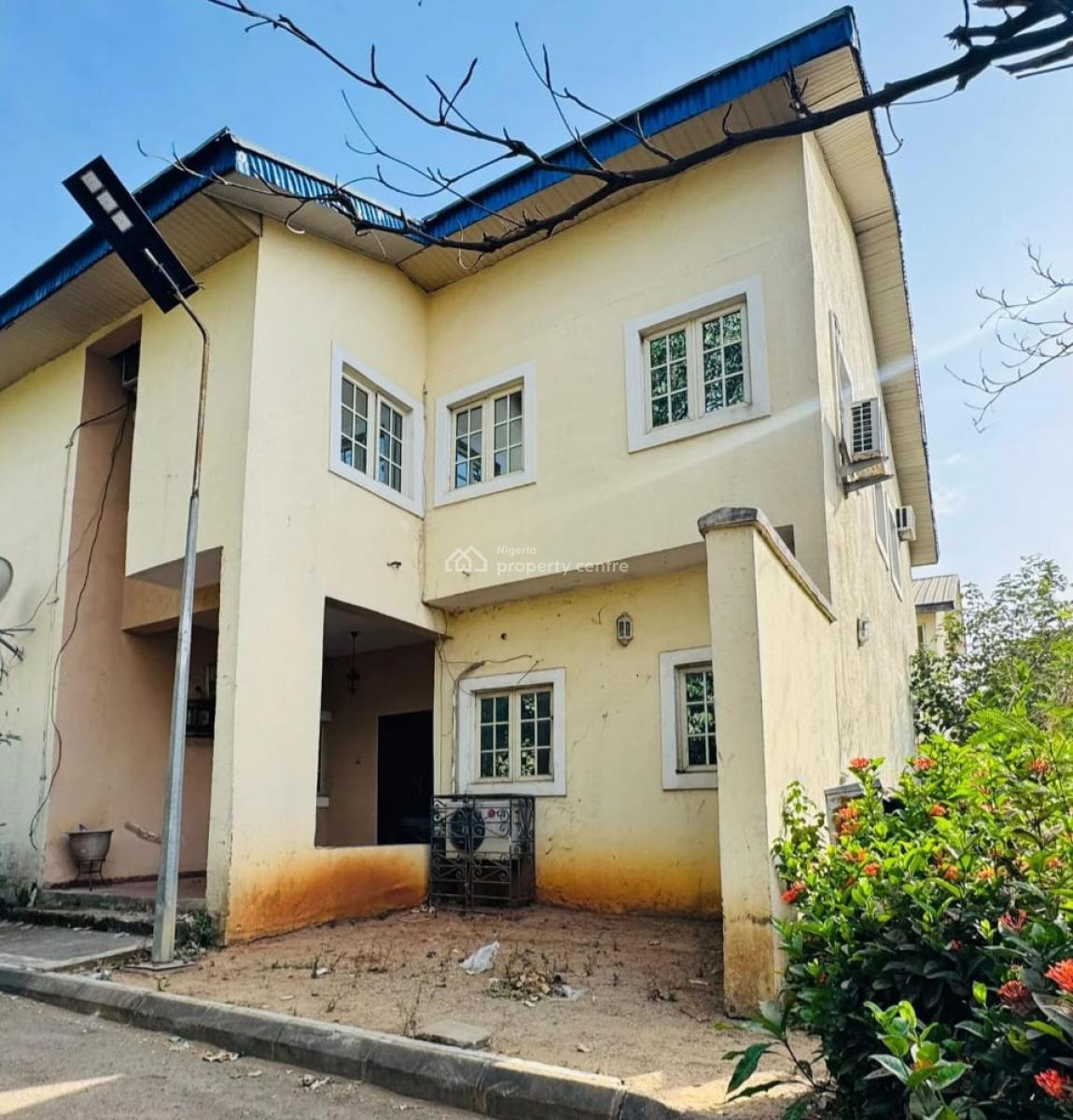 3bedroom Terrace Duplex with a Room Bq in Wuse 2, Wuse 2, Abuja, Terraced Duplex for Sale