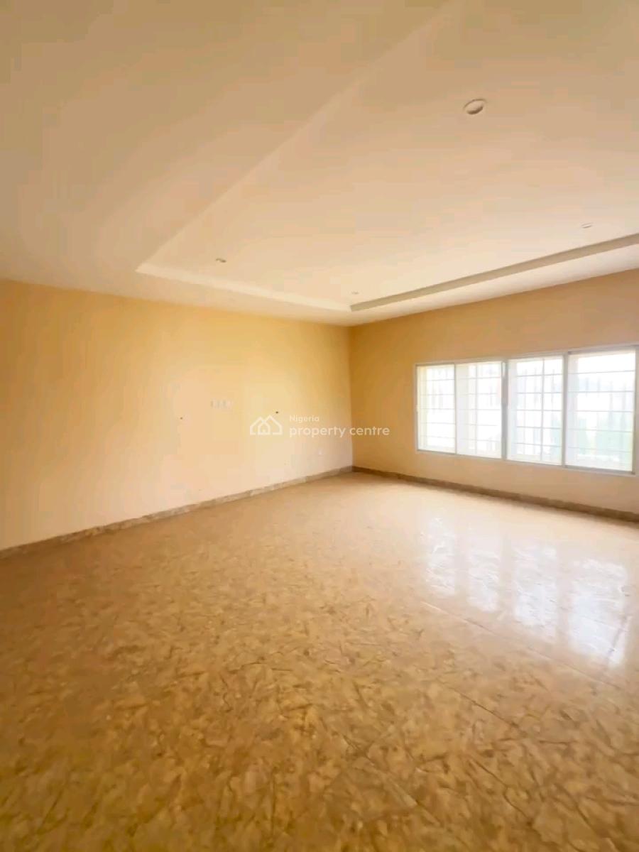 4bedrooms Terrace Duplex with 2 Living Rooms and Attached Bq in Guzape, Guzape District, Abuja, Terraced Duplex for Sale