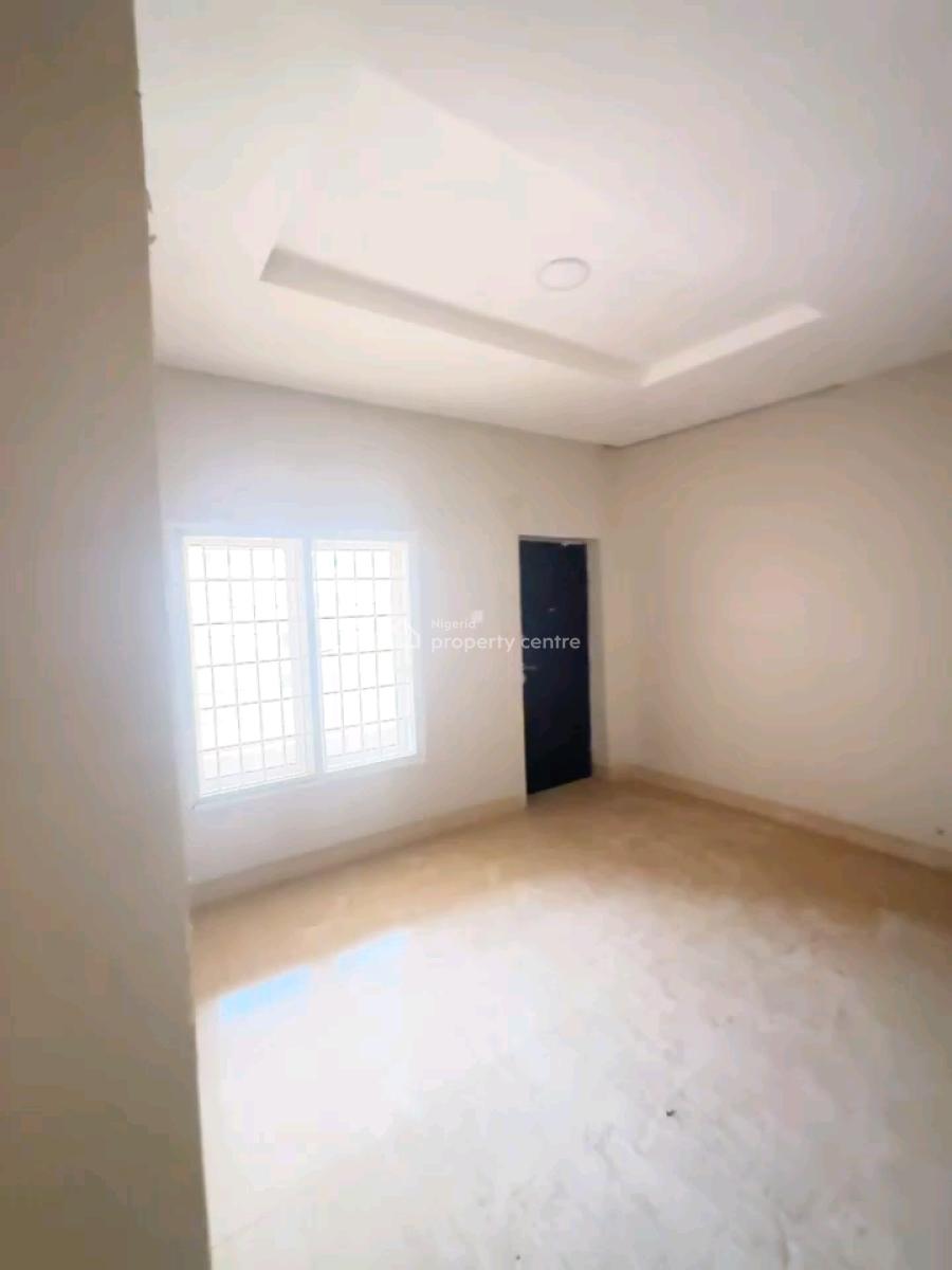 4bedrooms Terrace Duplex with 2 Living Rooms and Attached Bq in Guzape, Guzape District, Abuja, Terraced Duplex for Sale