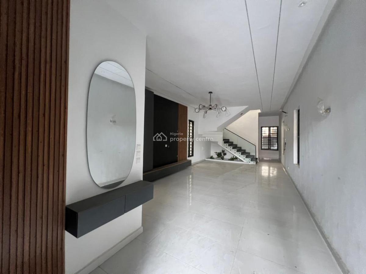 4 Bedrooms  Detached Duplex with Bq and Swimming Pool, Thomas Estate, Ajah, Lagos, Detached Duplex for Sale