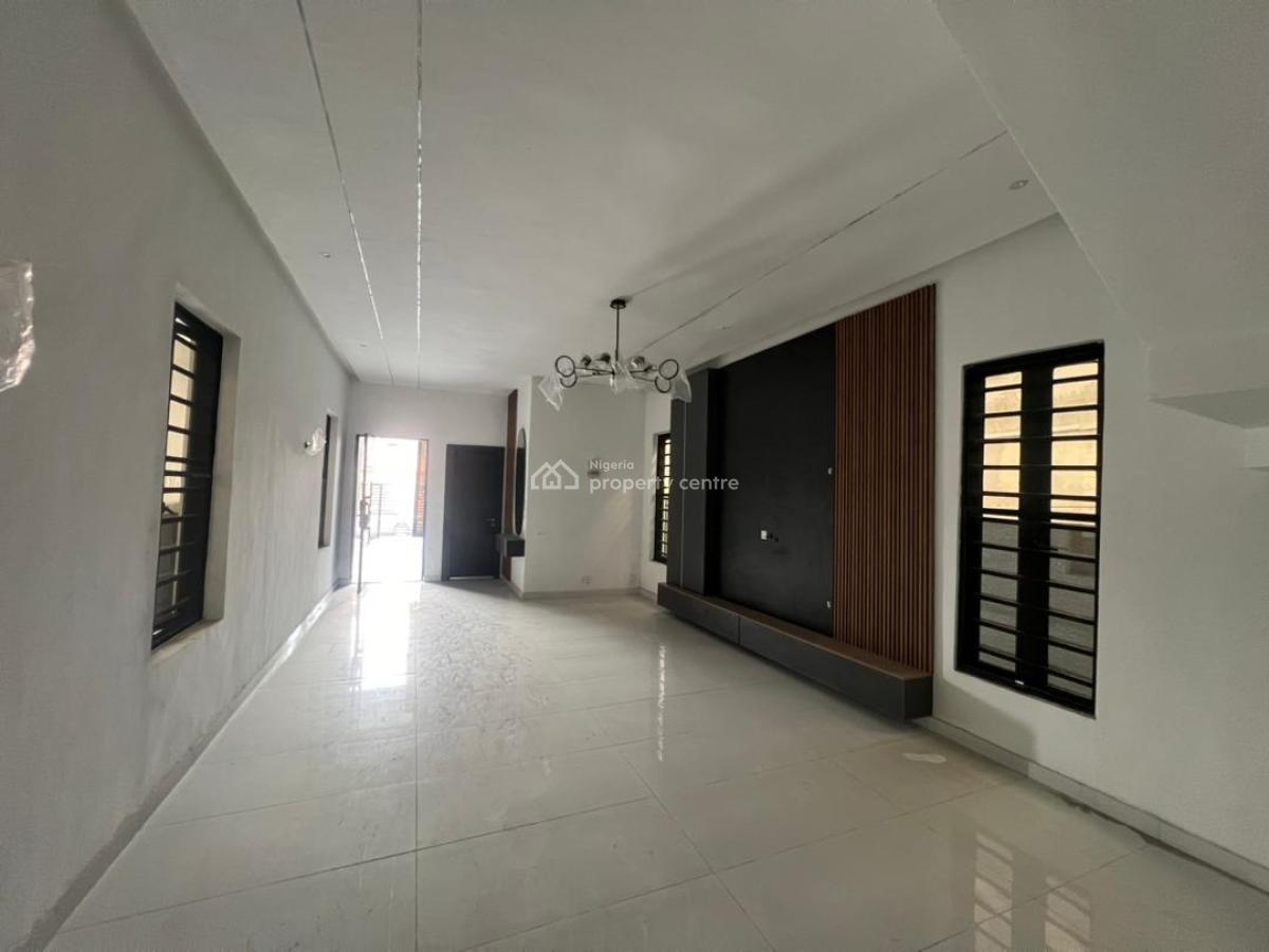 4 Bedrooms  Detached Duplex with Bq and Swimming Pool, Thomas Estate, Ajah, Lagos, Detached Duplex for Sale